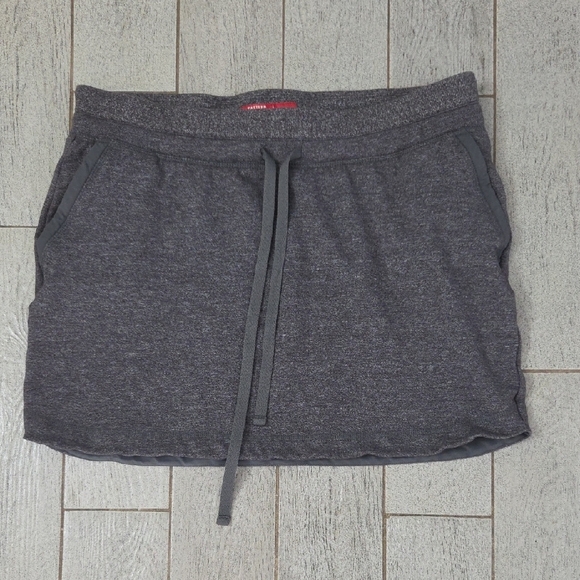Eastern Mountain Sports Dresses & Skirts - Eastern Mountain Sports Charcoal Knit Skirt, Size Large